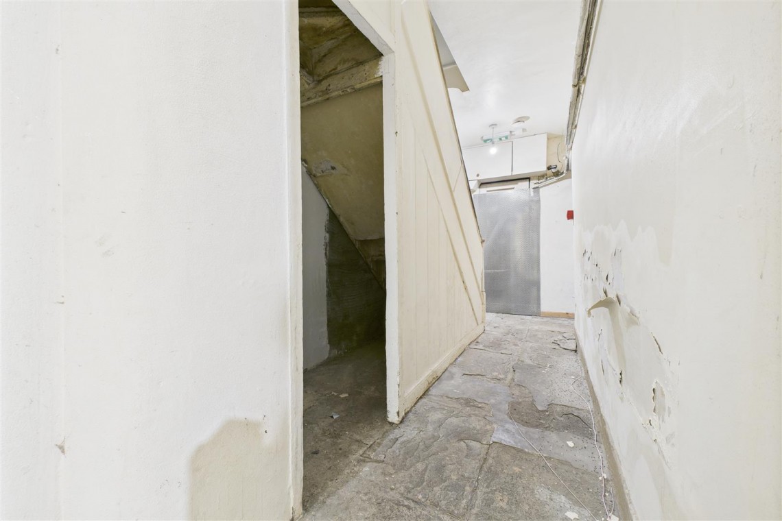 Images for MODERNISATION | LARGE GARDEN | ST PAULS