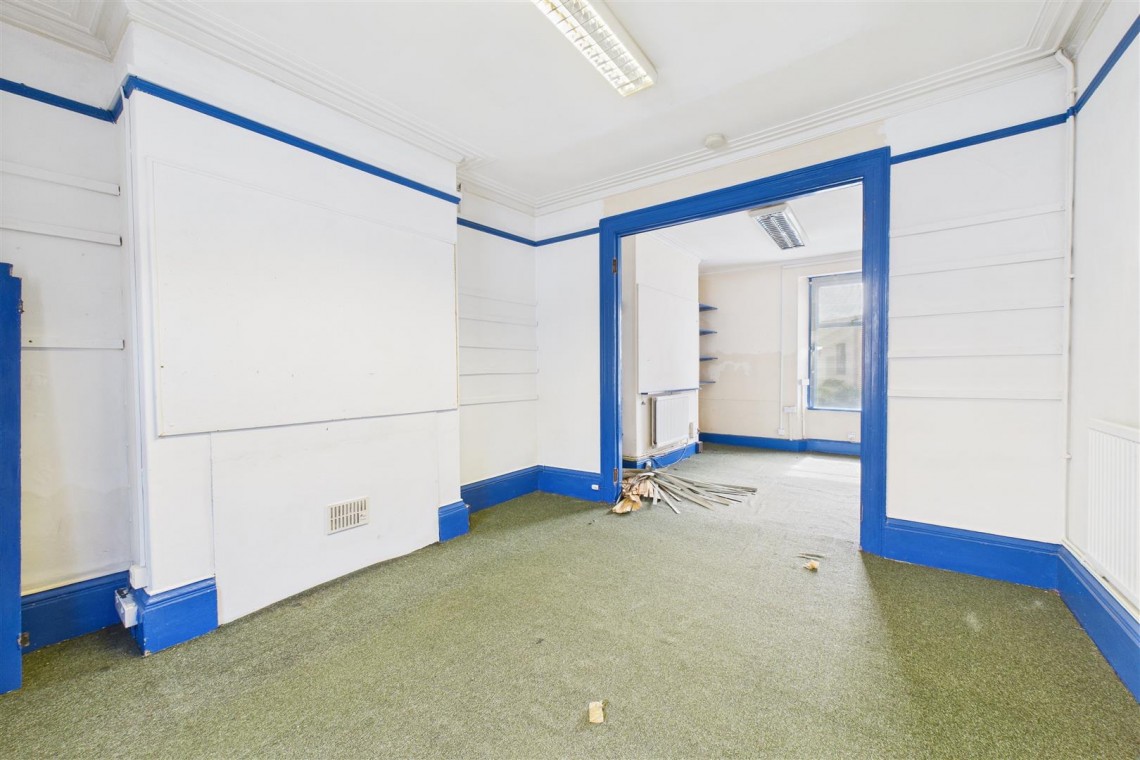Images for MODERNISATION | LARGE GARDEN | ST PAULS