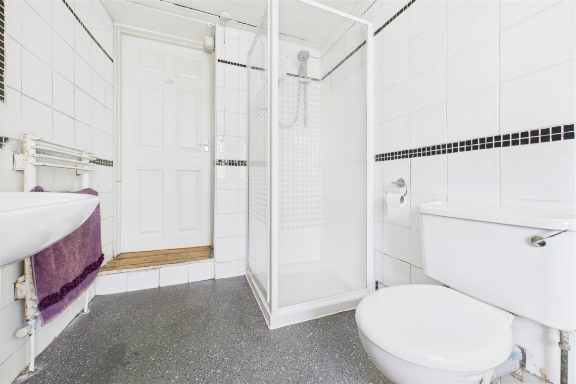Images for HOUSE | BASIC UPDATING | ST GEORGE