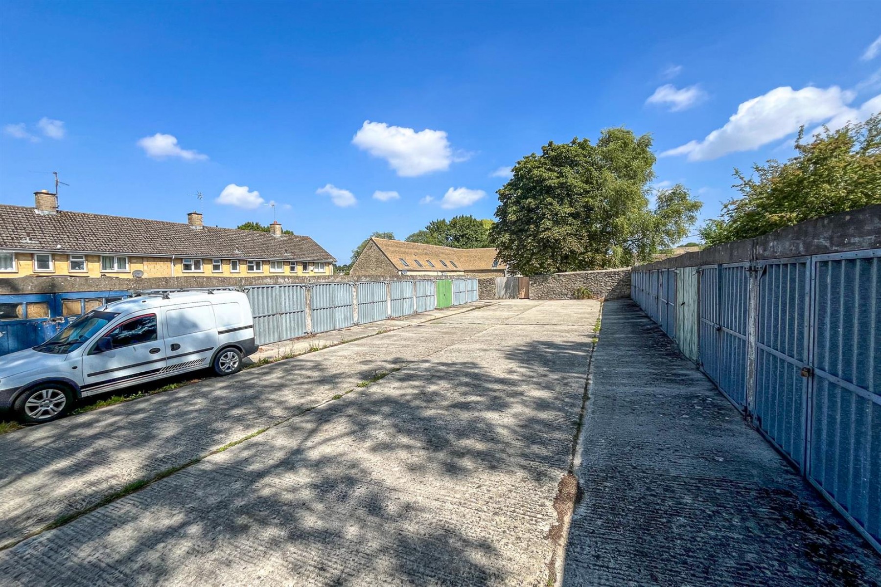Images for 19 GARAGES | LARGE PLOT | CIRENCESTER
