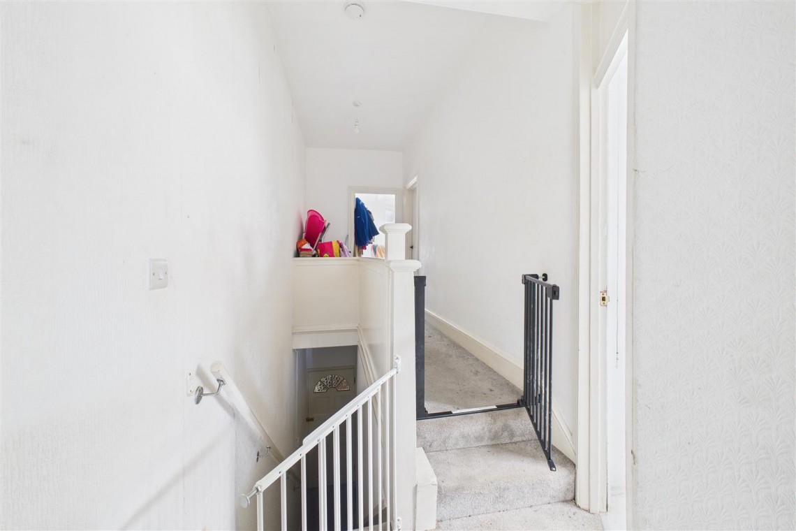 Images for 2 BED | TOP FLOOR | WSM