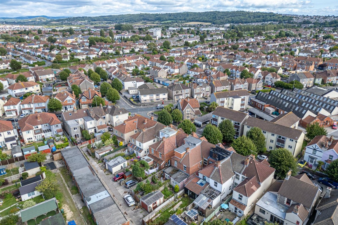 Images for 2 BED | TOP FLOOR | WSM