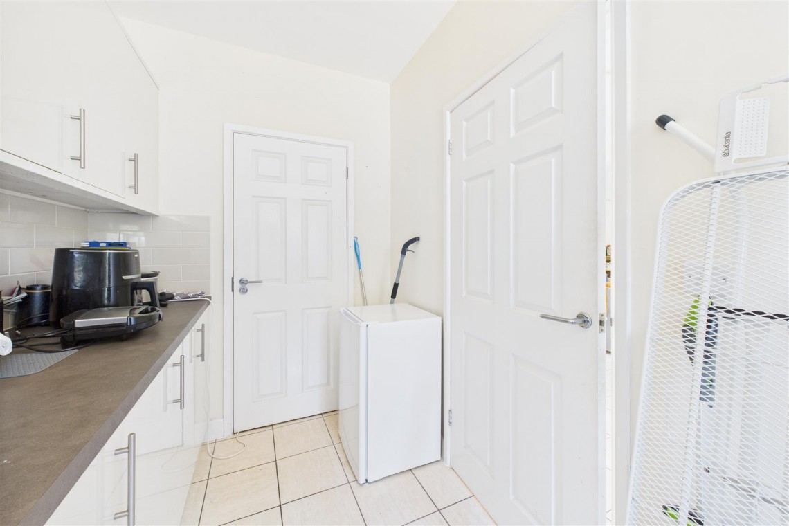 Images for 6 BED | 4 BATH | HMO | £48,060 pa