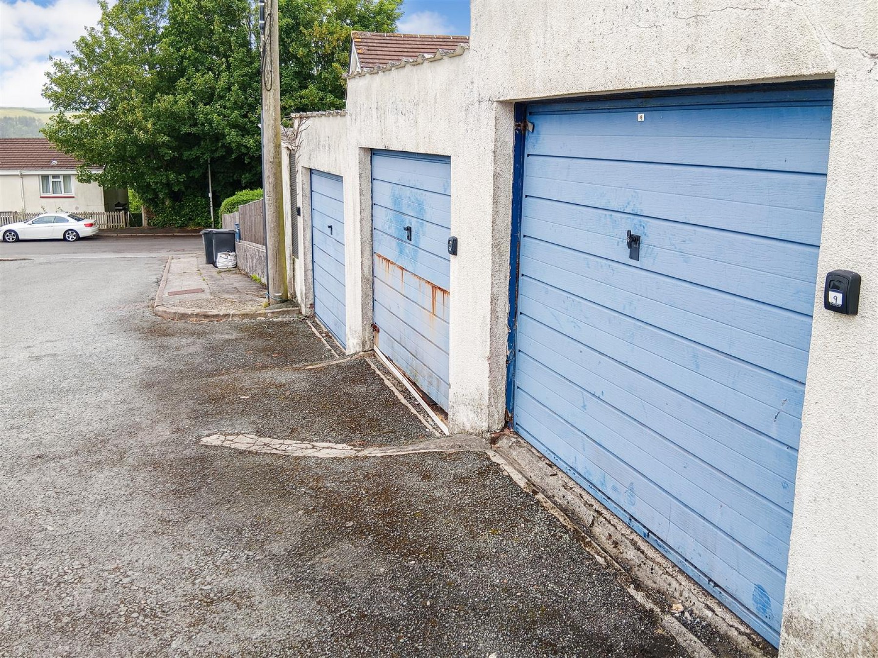 Images for 2 X GARAGES | DARTMOUTH