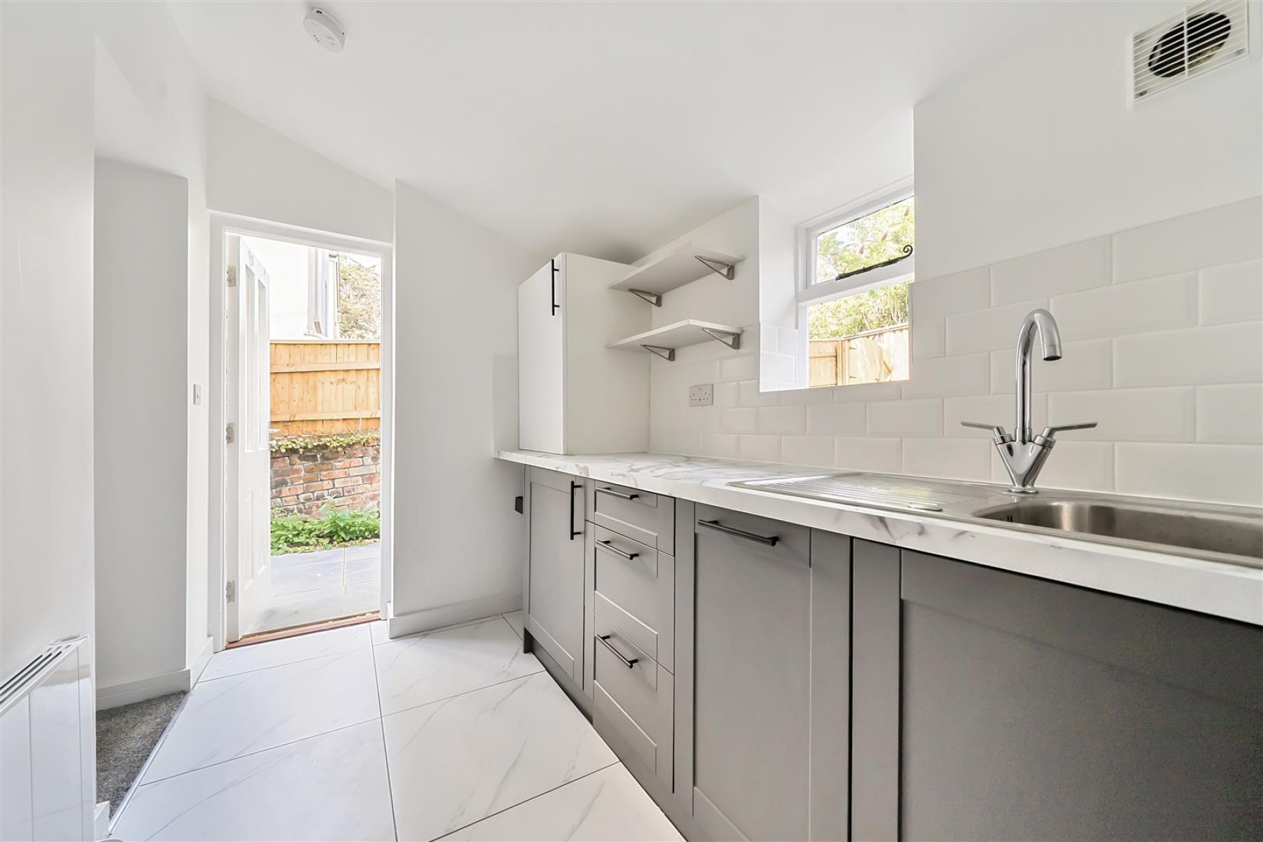 Images for Clifton Hill, Clifton