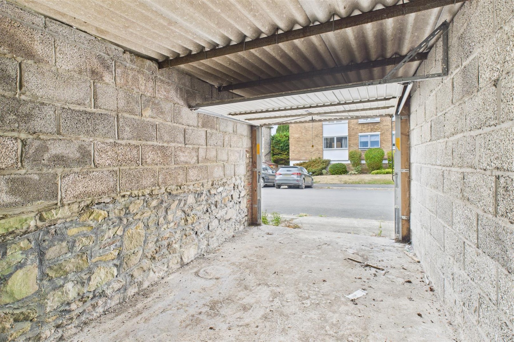 Images for SINGLE GARAGE | SNEYD PARK