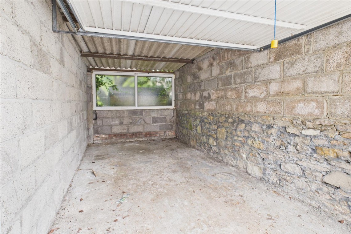 Images for SINGLE GARAGE | SNEYD PARK