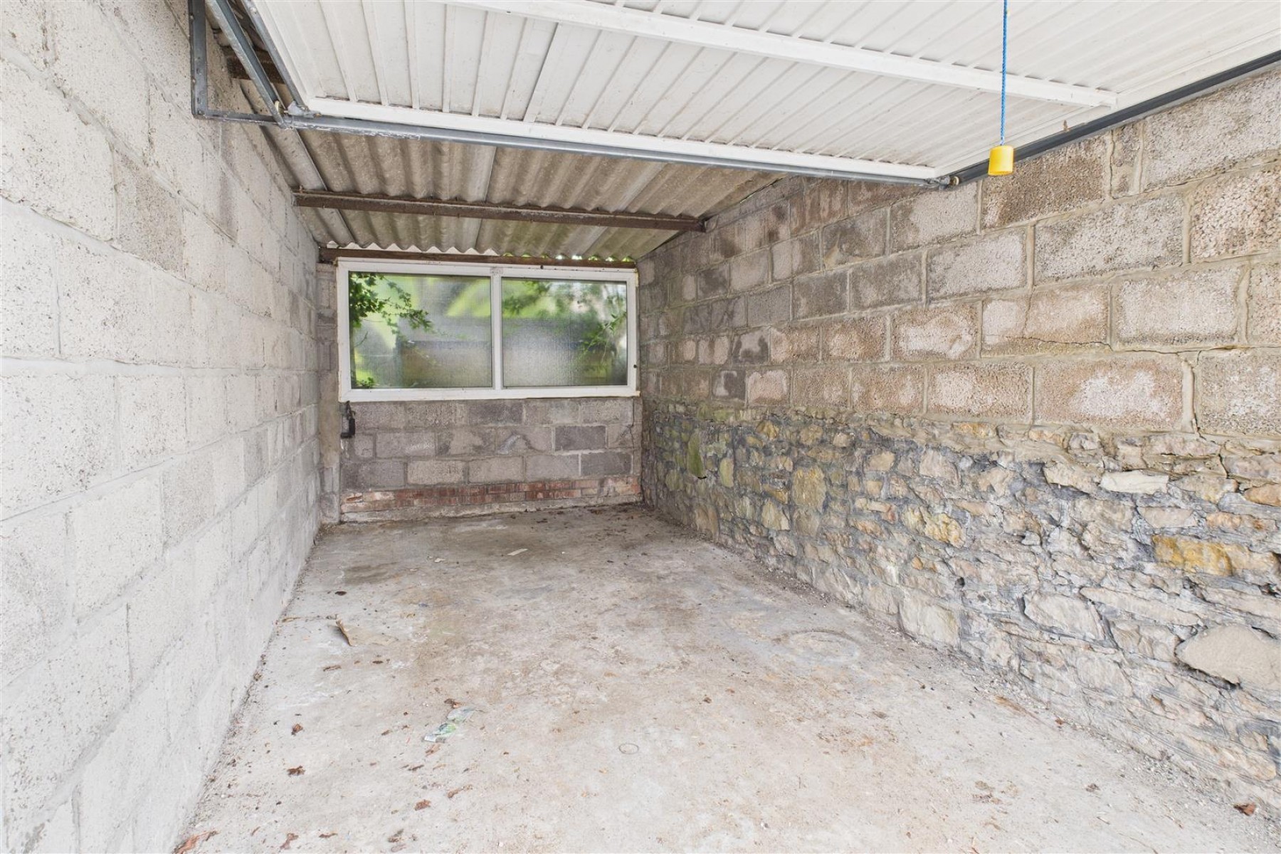 Images for SINGLE GARAGE | SNEYD PARK