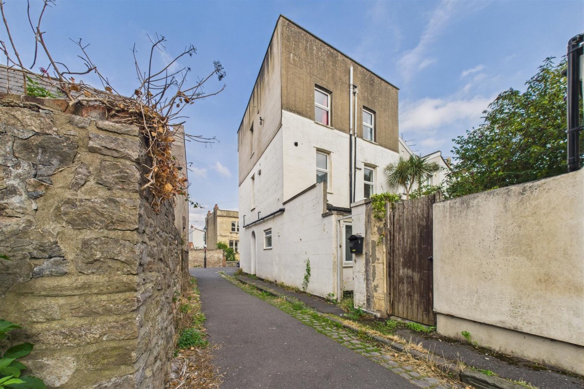 Images for GARDEN MAISONETTE | REDLAND