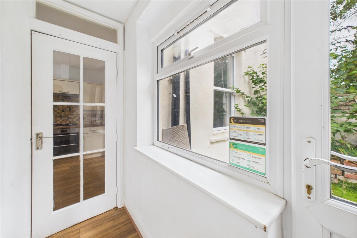 Images for GARDEN MAISONETTE | REDLAND