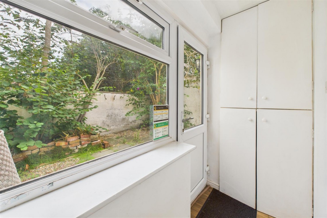 Images for GARDEN MAISONETTE | REDLAND