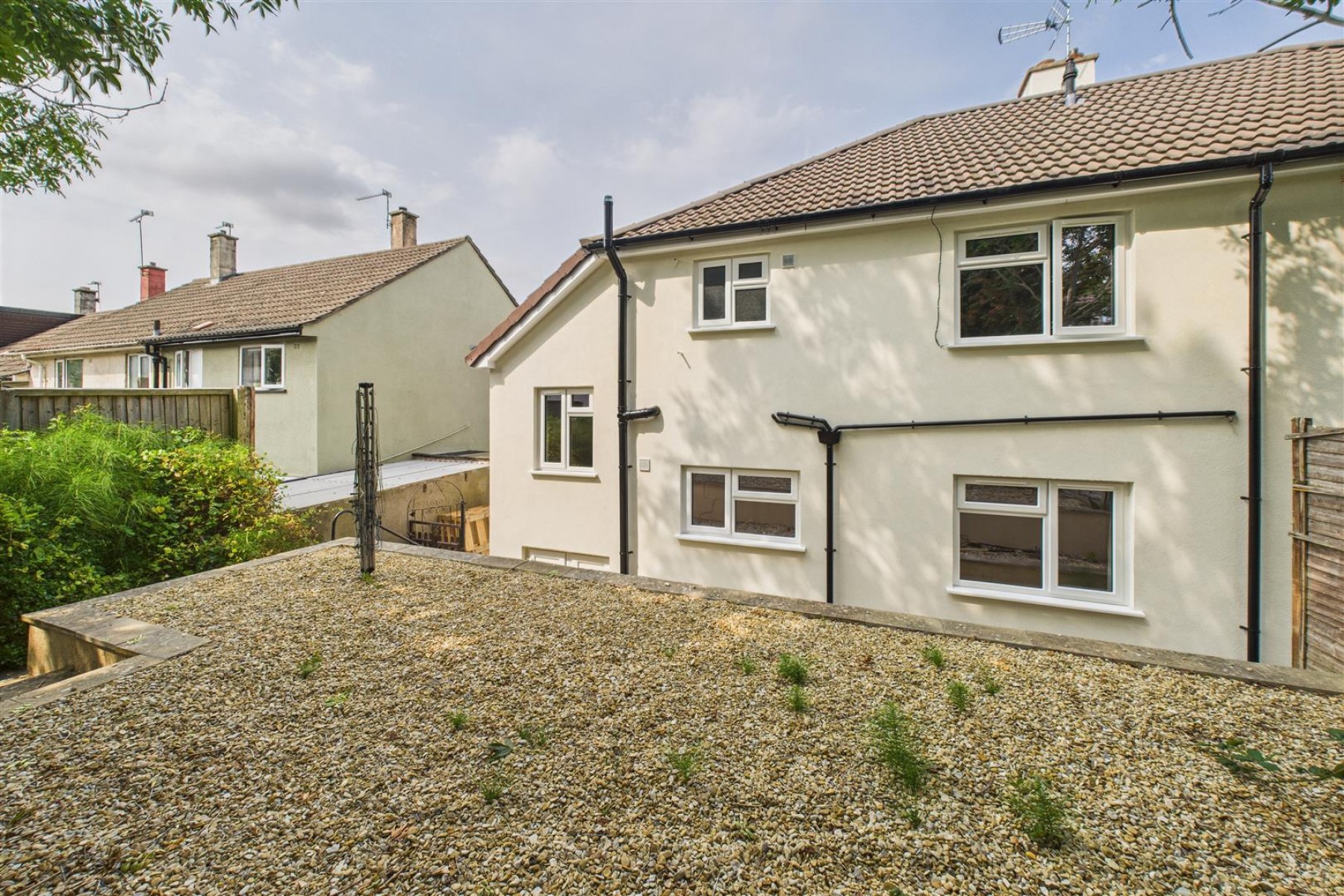Images for GARDEN FLAT | WHITCHURCH