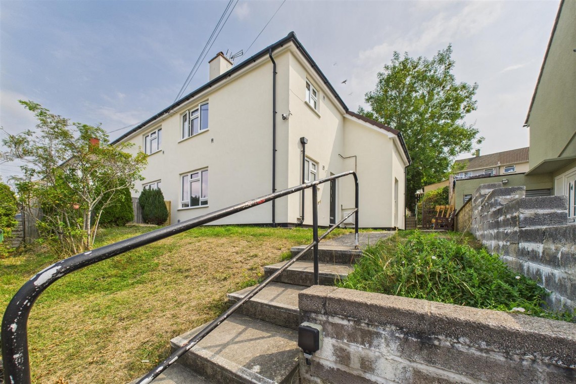 Images for GARDEN FLAT | WHITCHURCH