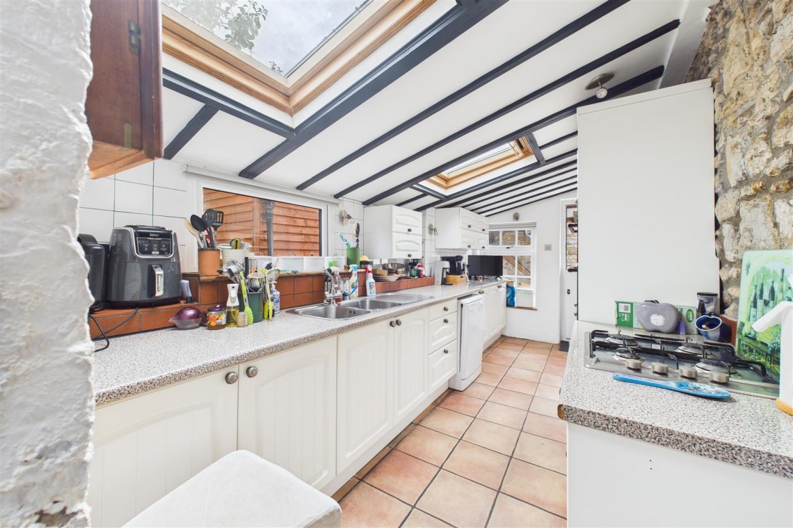 Images for COTTAGE | BASIC UPDATING | BS13