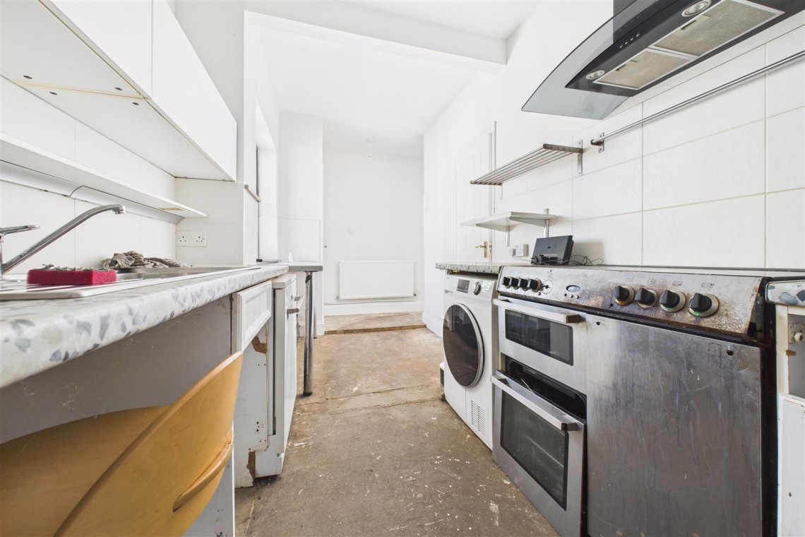 Images for DETACHED | UPDATING | ABBOTTS LEIGH