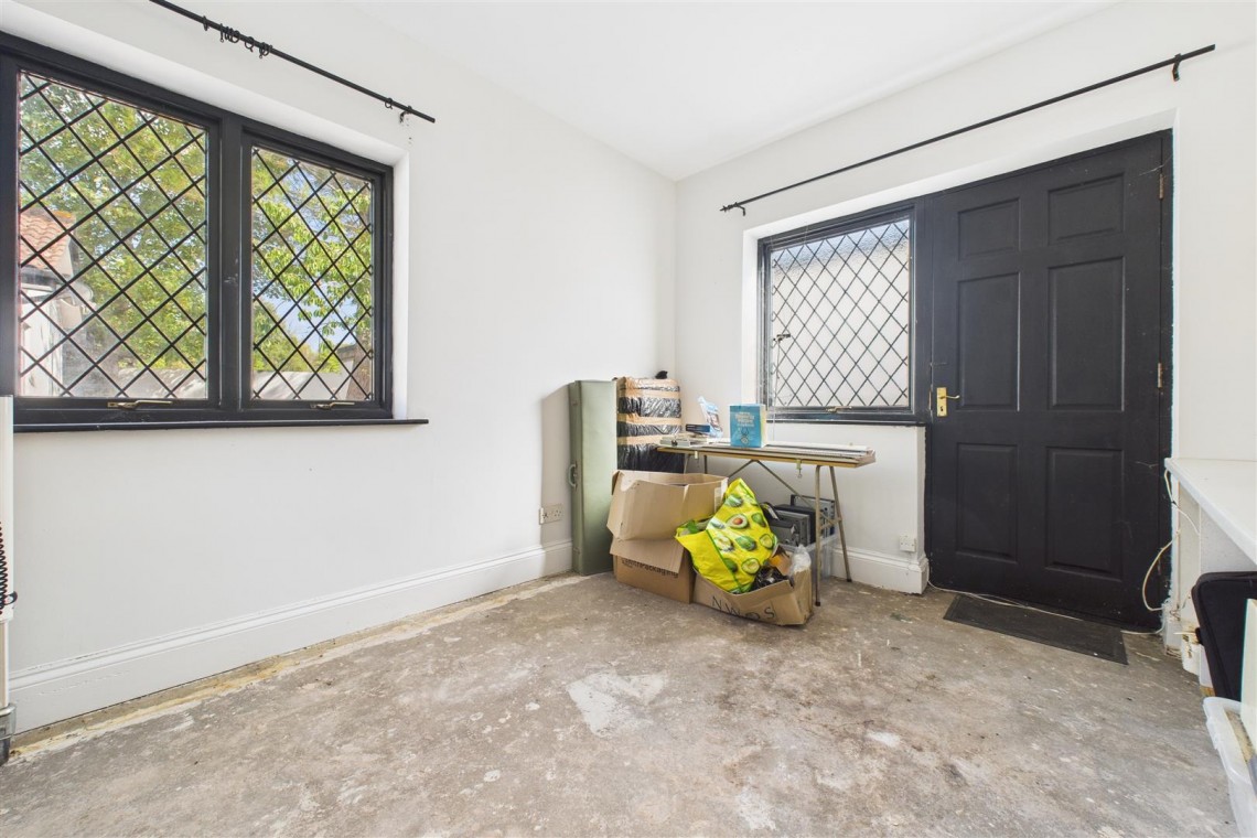 Images for DETACHED | UPDATING | ABBOTTS LEIGH