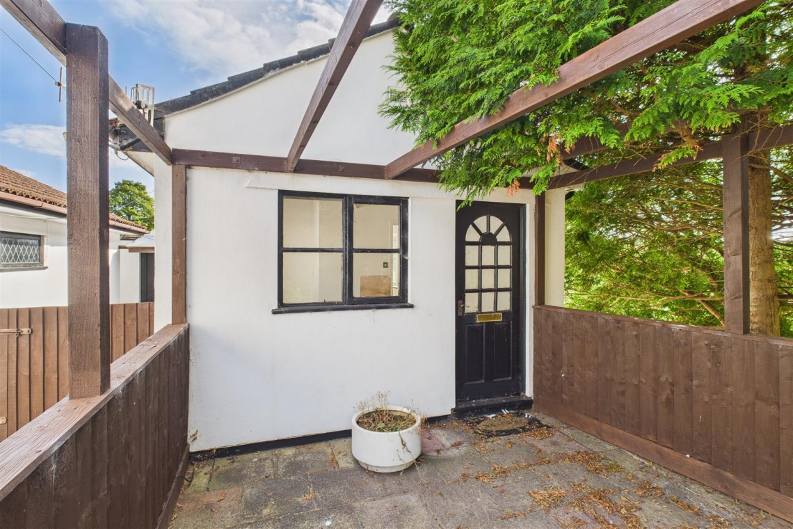 Images for DETACHED | UPDATING | ABBOTTS LEIGH