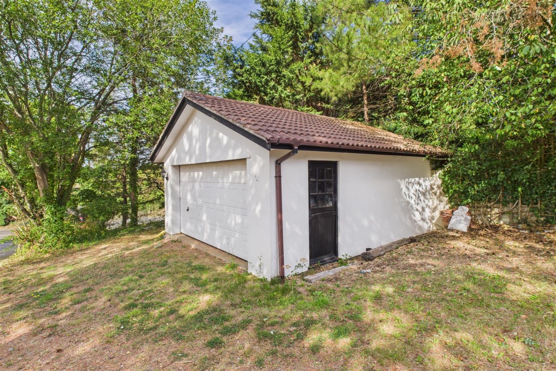 Images for DETACHED | UPDATING | ABBOTTS LEIGH