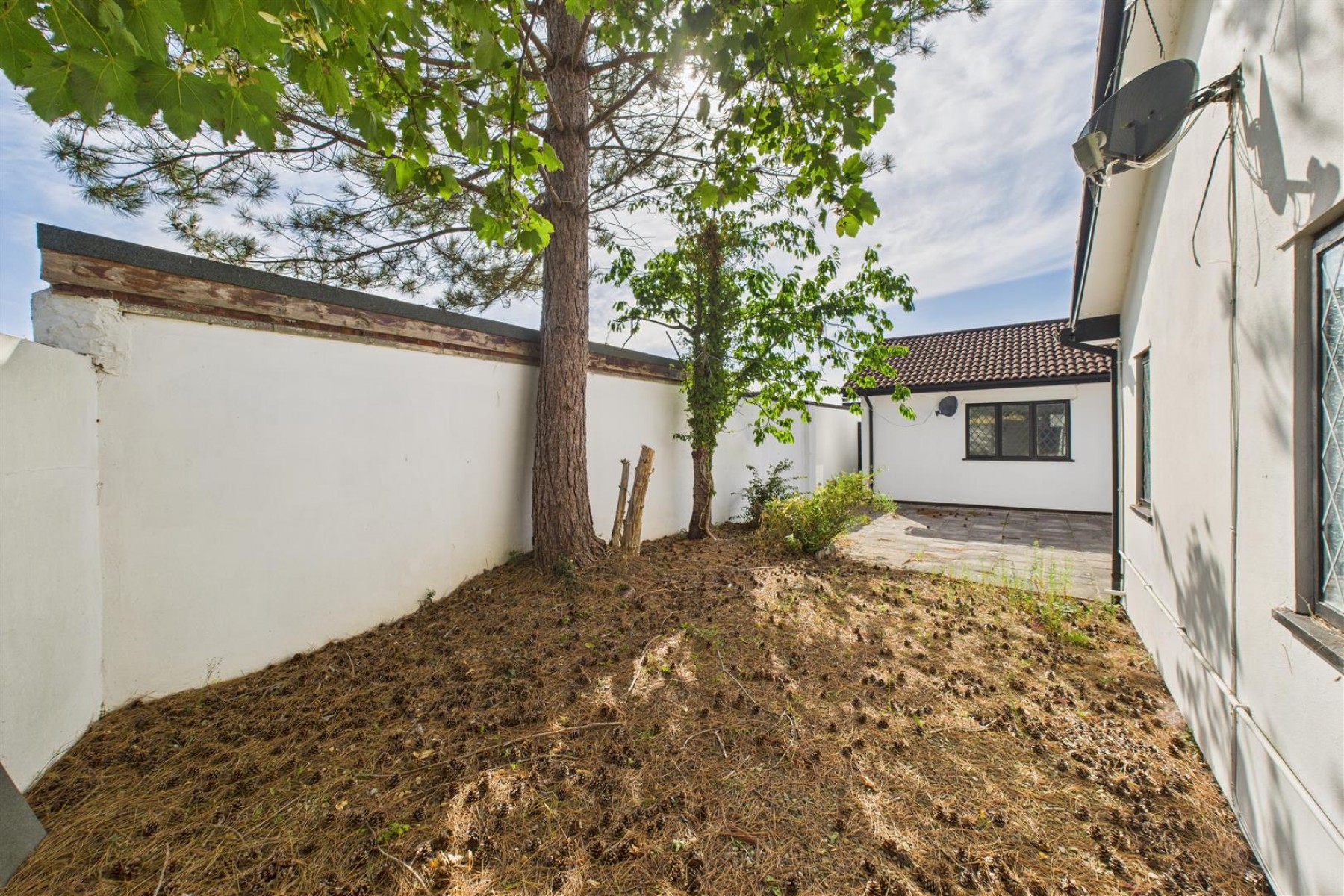 Images for DETACHED | UPDATING | ABBOTTS LEIGH