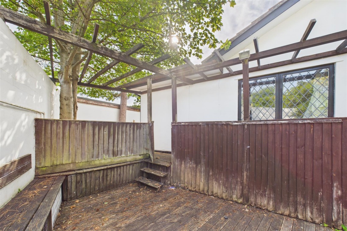 Images for DETACHED | UPDATING | ABBOTTS LEIGH