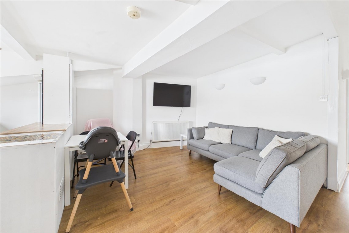 Images for FLAT | REDUCED FOR AUCTION | HORFIELD