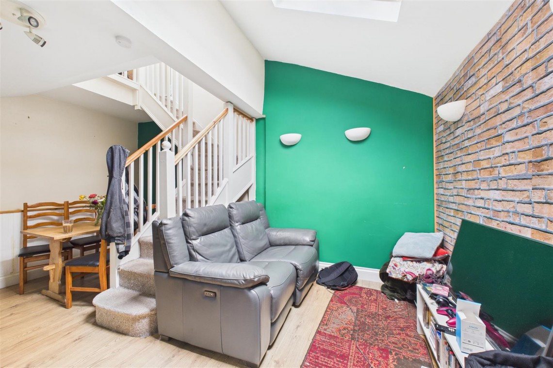 Images for MAISONETTE | REDUCED FOR AUCTION | HORFIELD