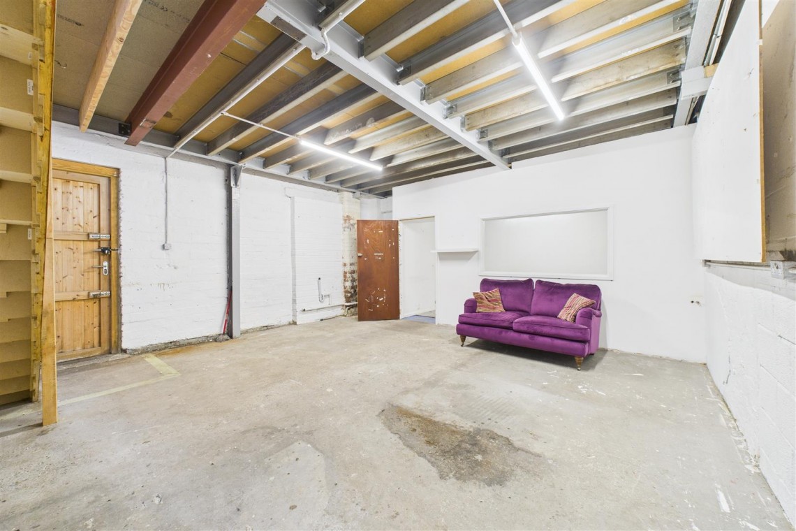 Images for REDUCED FOR AUCTION | FISHPONDS