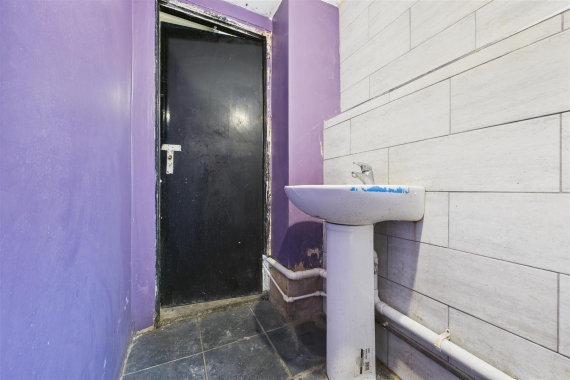 Images for REDUCED FOR AUCTION | FISHPONDS