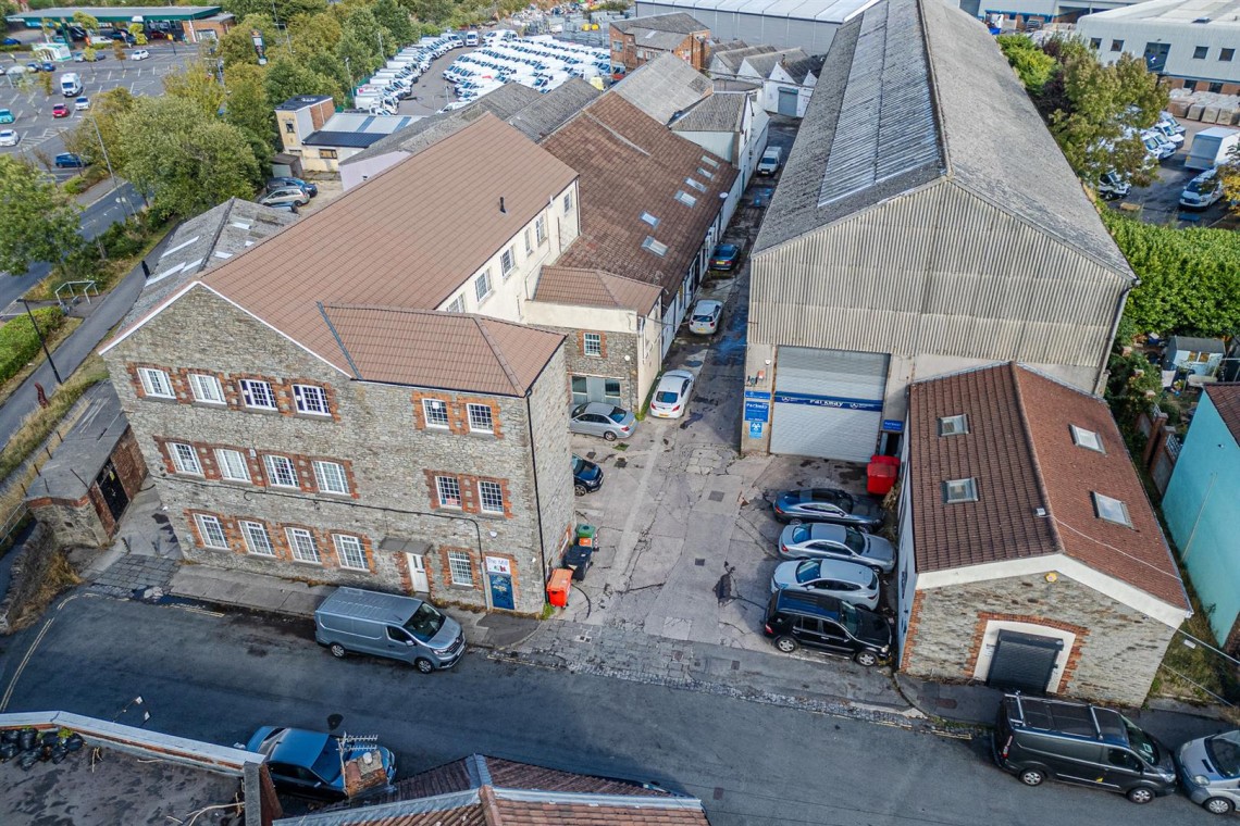 Images for REDUCED FOR AUCTION | FISHPONDS