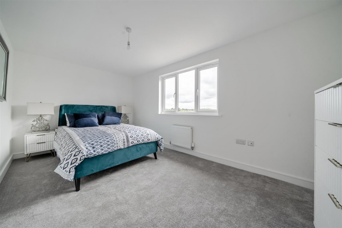 Images for Grimsbury Road, Kingswood