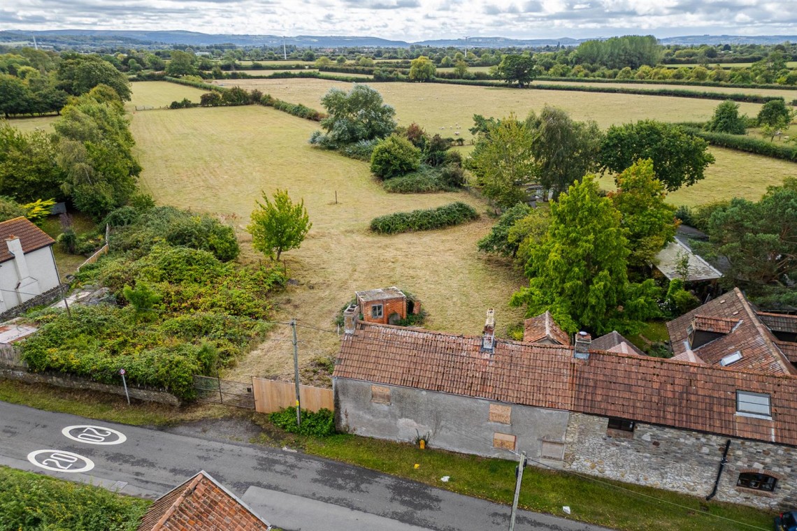 Images for FARMHOUSE + 2.36 ACRES | KENN