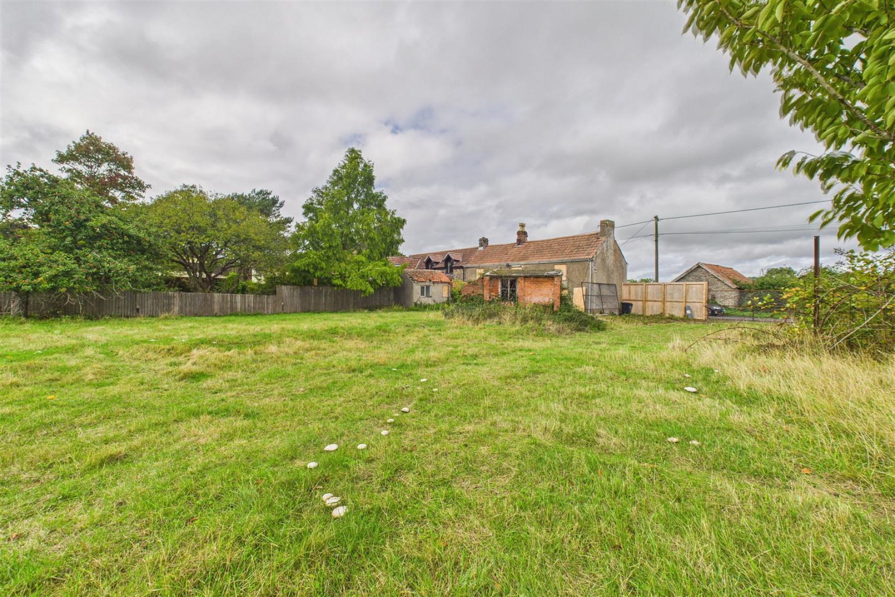 Images for FARMHOUSE + 2.36 ACRES | KENN