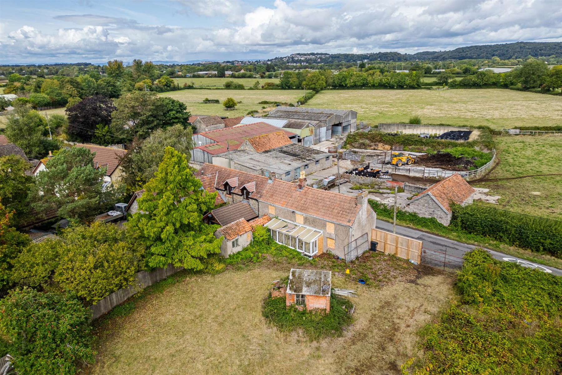 Images for FARMHOUSE + 2.36 ACRES | KENN