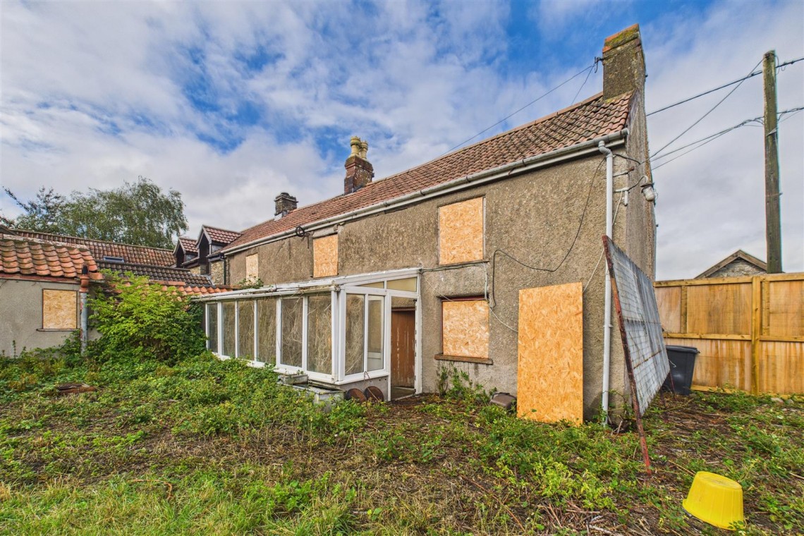 Images for FARMHOUSE + 2.36 ACRES | KENN