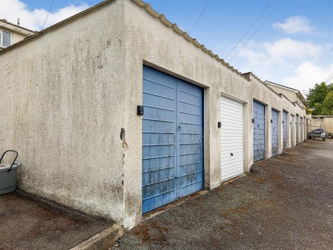 View Full Details for SINGLE GARAGE | DARTMOUTH