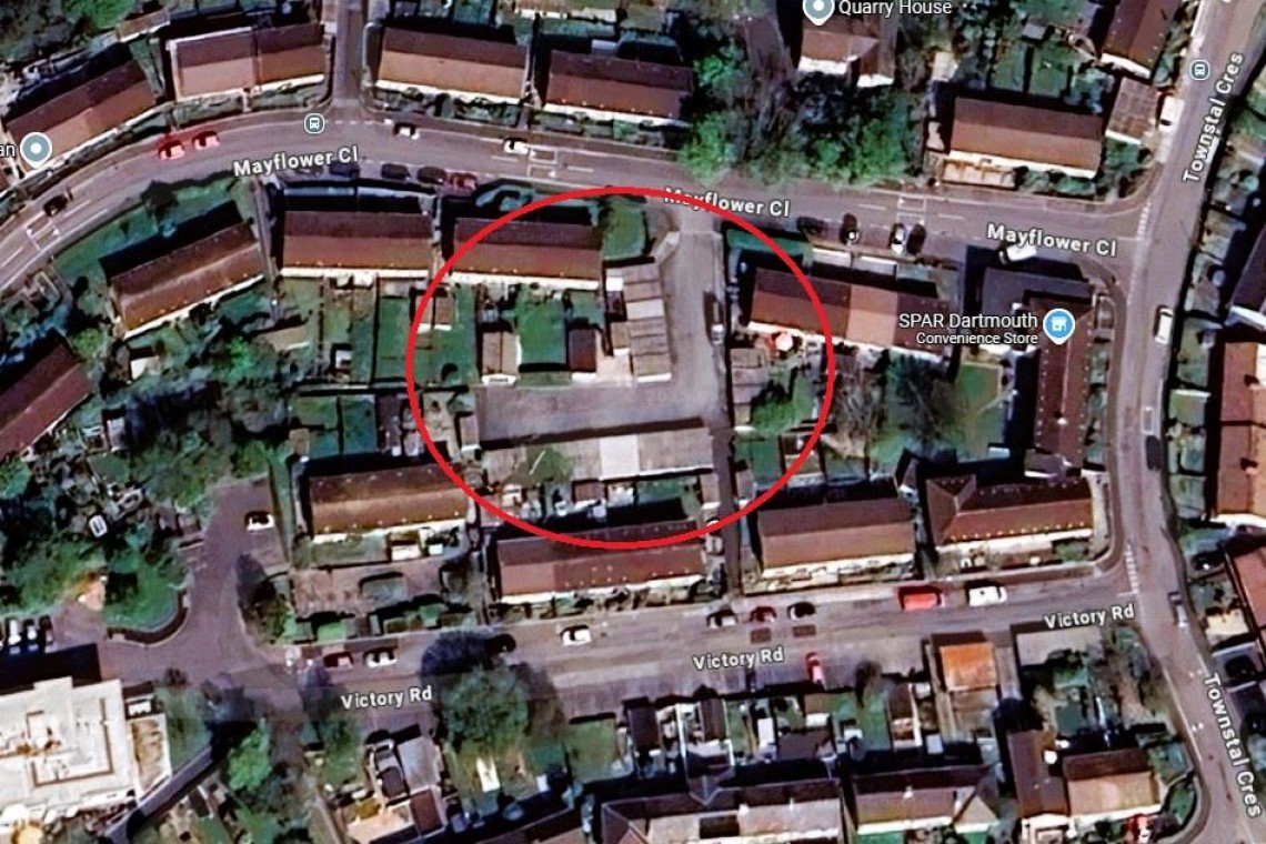 Images for SINGLE GARAGE | DARTMOUTH