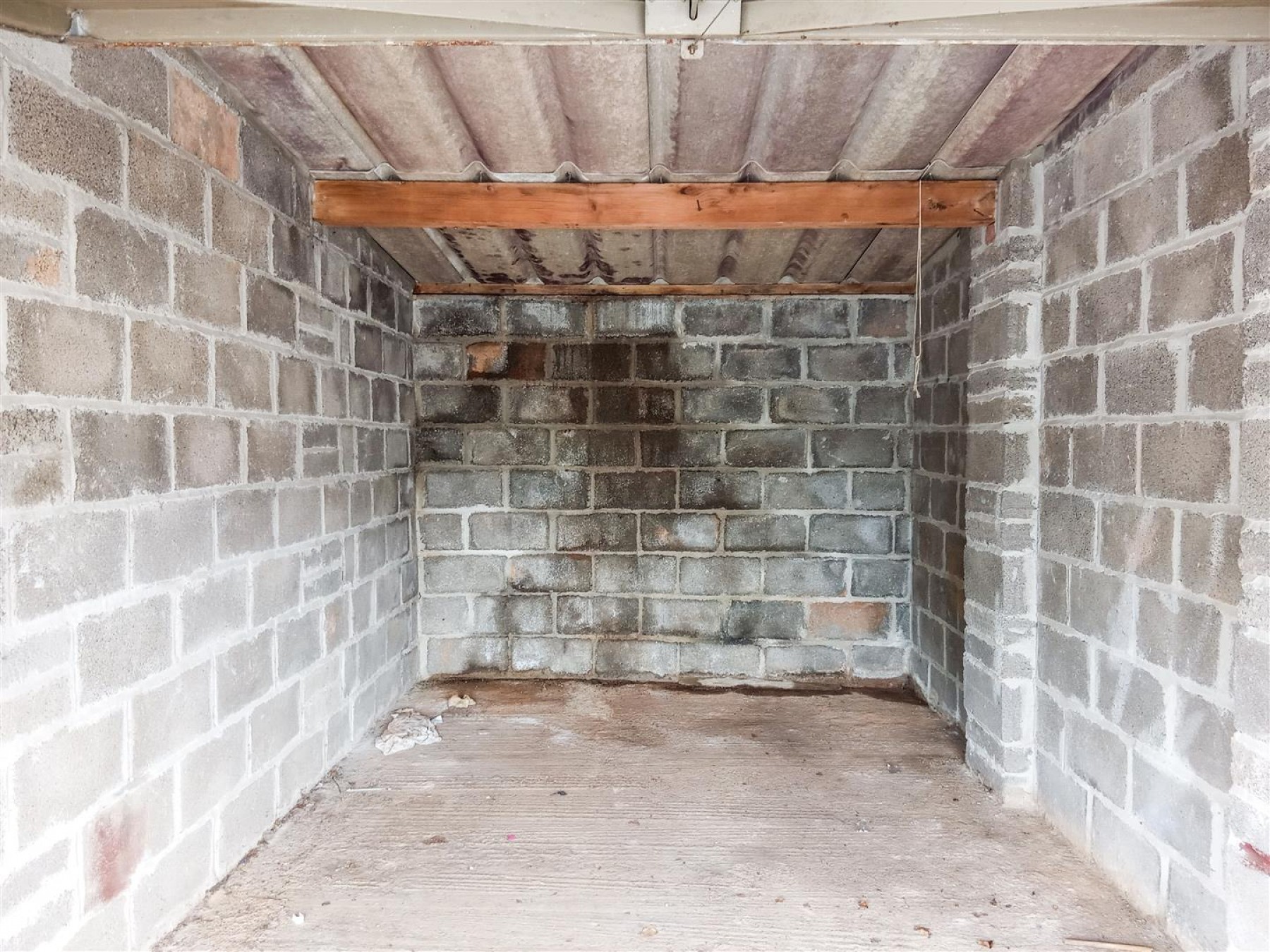 Images for SINGLE GARAGE | DARTMOUTH