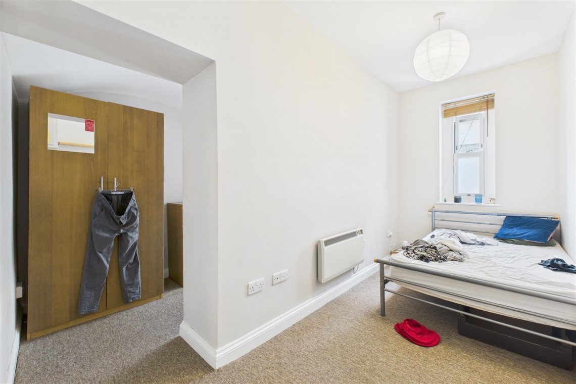 Images for 6 BED HMO | £59,760 pa