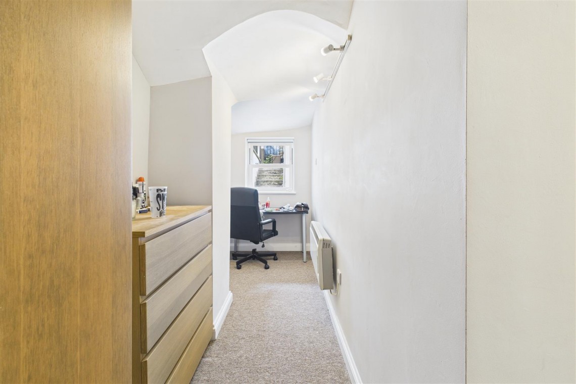 Images for 6 BED HMO | £59,760 pa