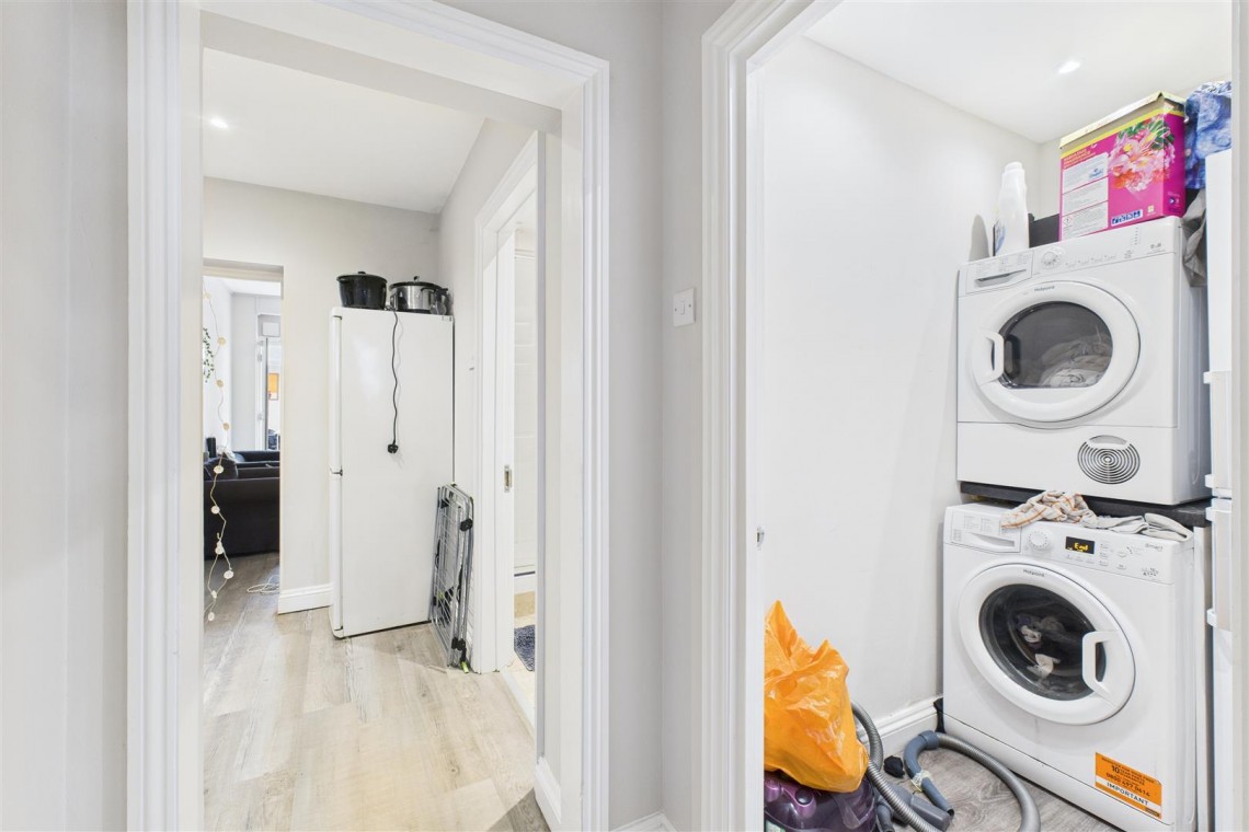 Images for 6 BED HMO | £59,760 pa