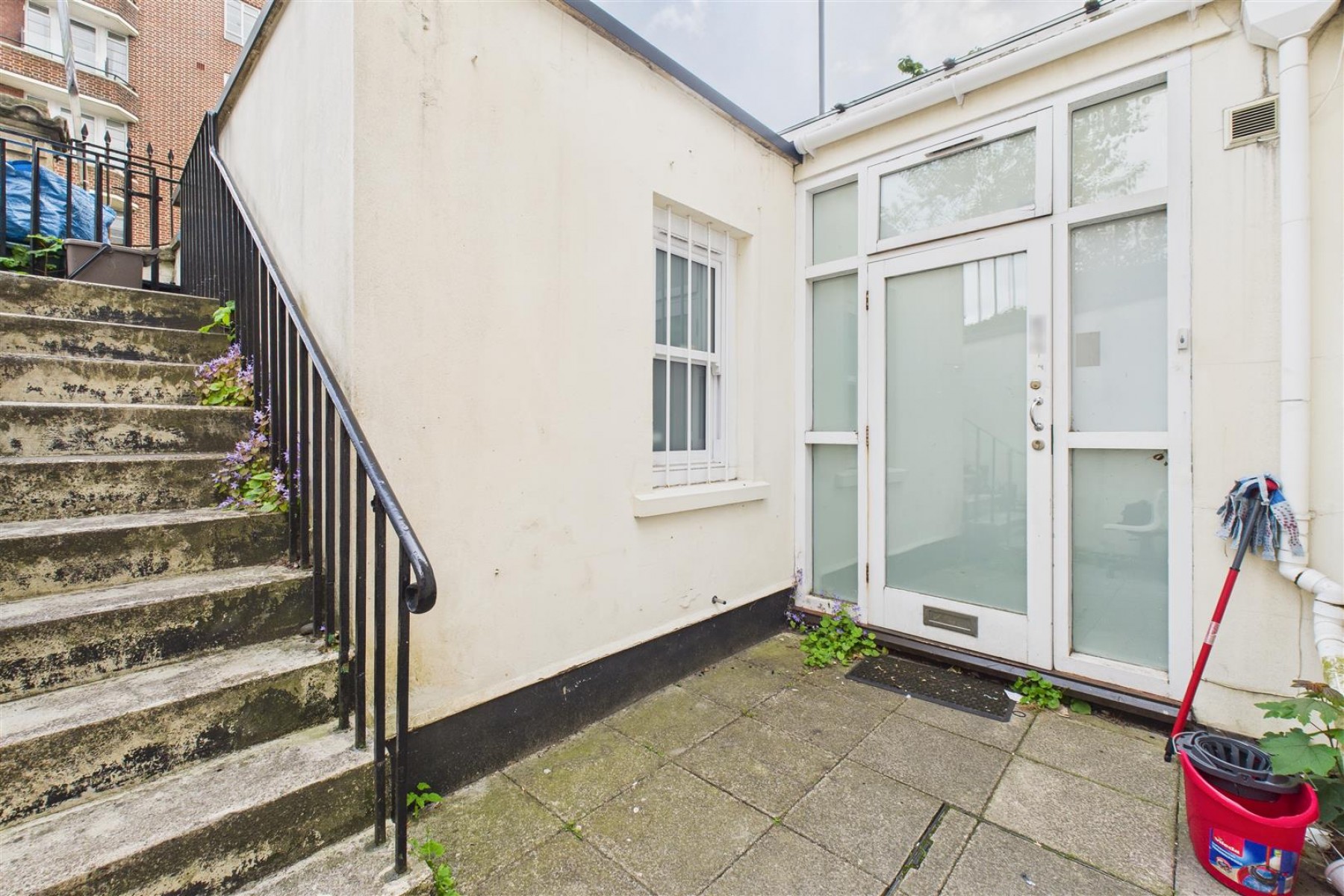 Images for 6 BED HMO | £59,760 pa