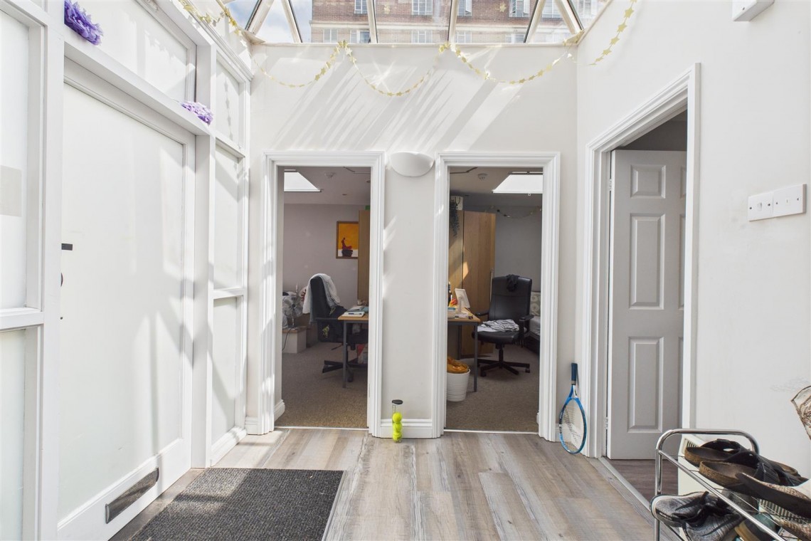 Images for 6 BED HMO | £59,760 pa