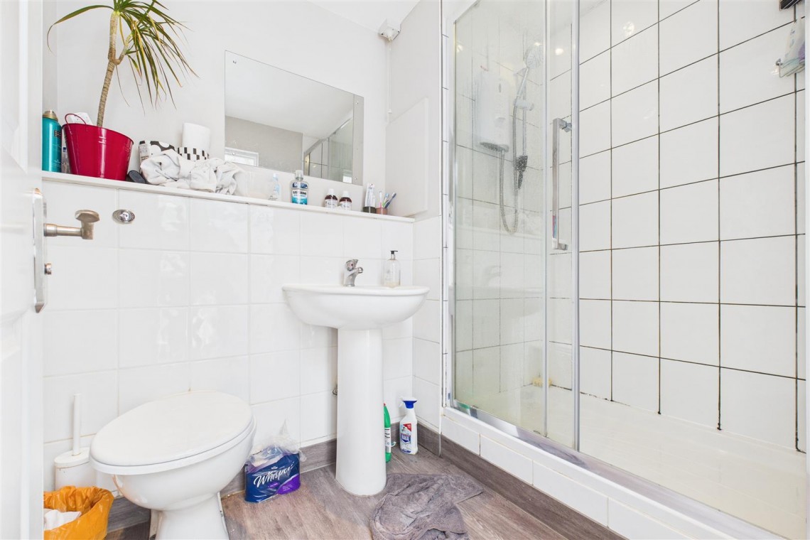 Images for 6 BED HMO | £59,760 pa