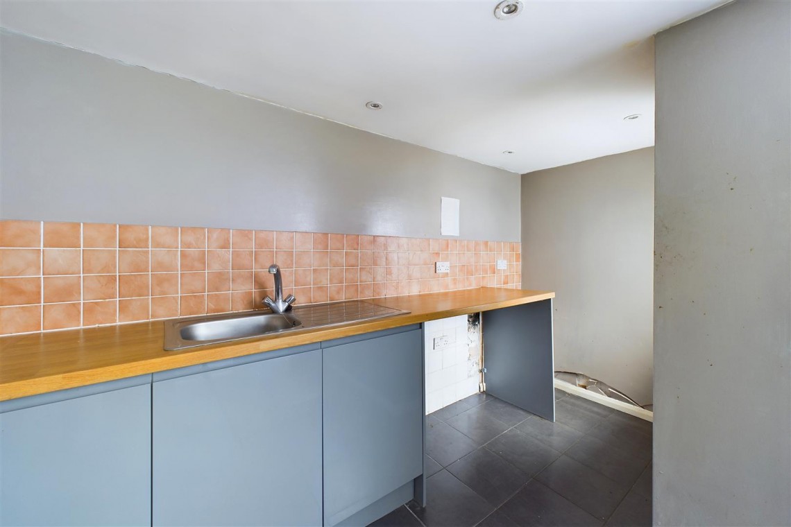 Images for 2 BED HOUSE | SHIREHAMPTON