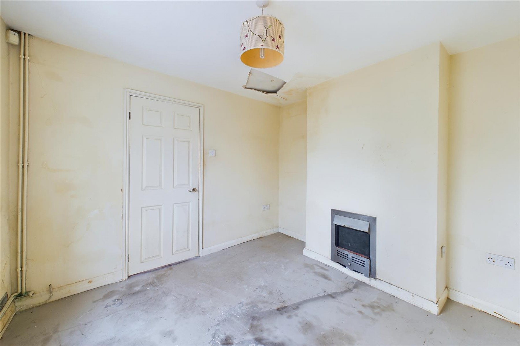 Images for 2 BED HOUSE | SHIREHAMPTON