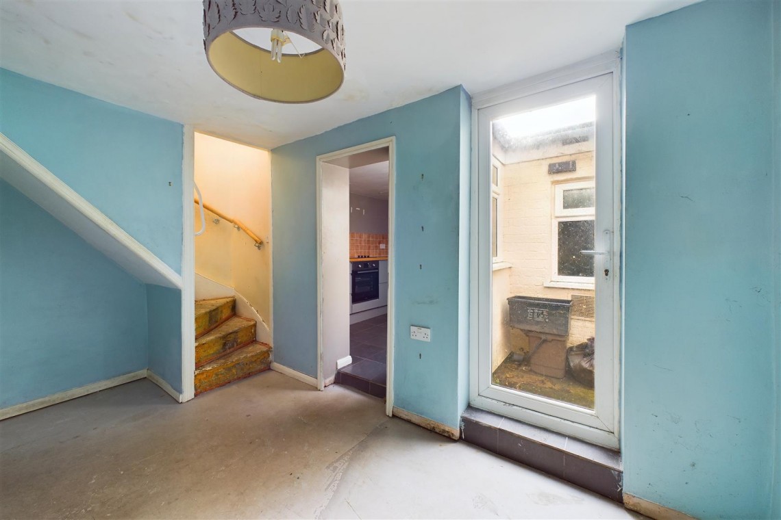 Images for 2 BED HOUSE | SHIREHAMPTON