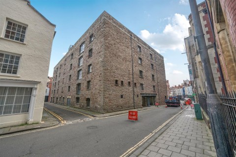 View Full Details for Hobbs Lane, Bristol