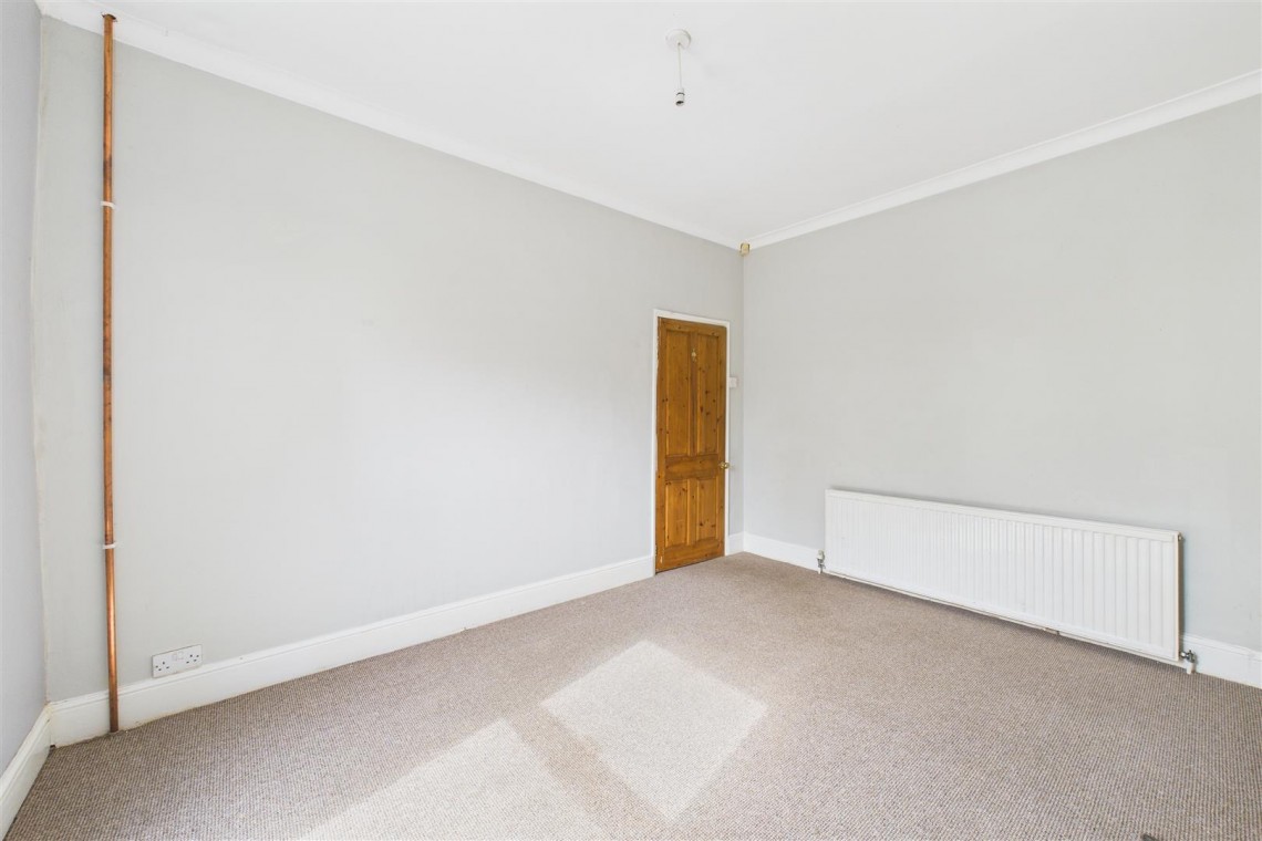 Images for PERIOD HOUSE FOR UPDATING | WESTBURY PARK