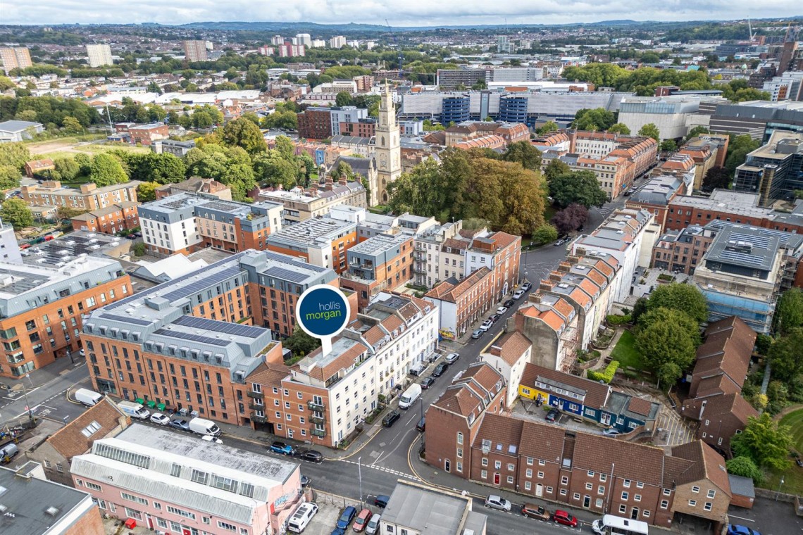 Images for 1 BED FLAT CLOSE TO CABOT CIRCUS