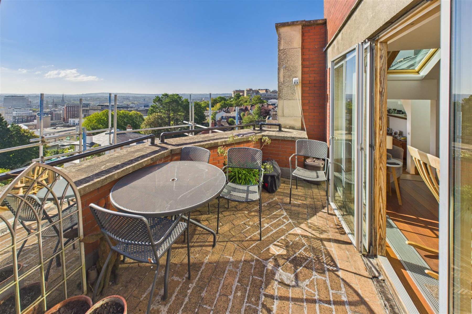 Images for PENTHOUSE | REDUCED FOR AUCTION